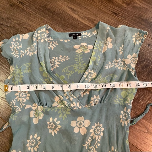 Vintage Jacob blouse 100% Silk faux wrap style - Picture 5 of 9